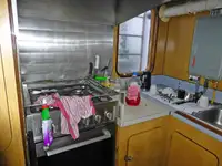 Garā līnija zvejas kuģis pārdod