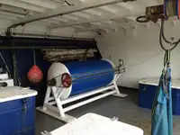Trallers pārdod