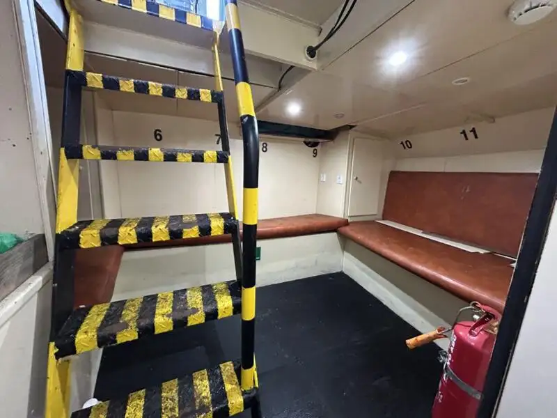 Darba laivas pārdod