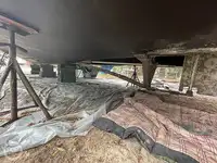 Trallers pārdod