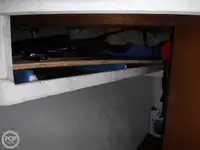 Trallers pārdod