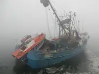 Purvotāju zvejas kuģis pārdod