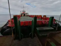 Apkalpes kuģis pārdod