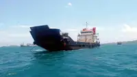 Desanta kuģis, tankkuģis pārdod