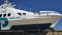 Katamarāns pārdod