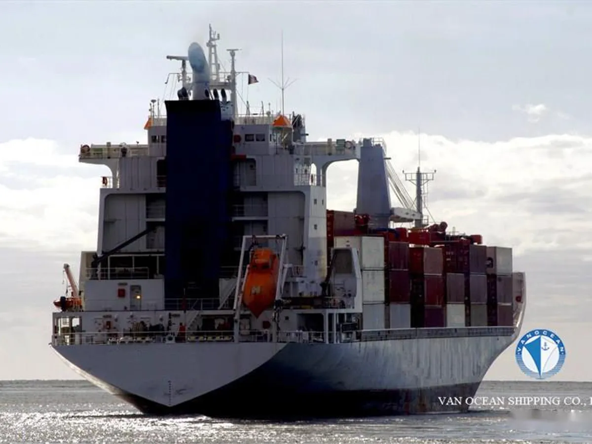 Reefer kuģis pārdod