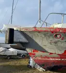 Ugunsdzēsības kuģis pārdod