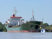 Naftas / Ķīmisko vielu tankkuģis pārdod