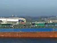 Naftas / Ķīmisko vielu tankkuģis pārdod