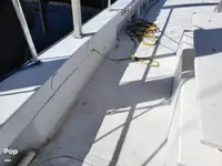 Trallers pārdod