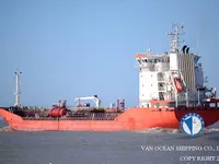 Naftas / Ķīmisko vielu tankkuģis pārdod