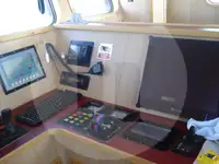 Trallers pārdod
