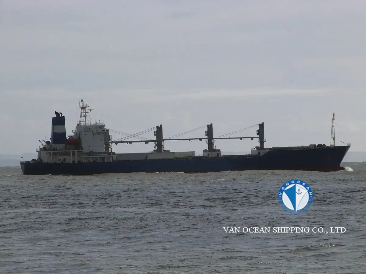 Reefer kuģis pārdod