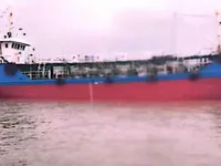 Naftas / Ķīmisko vielu tankkuģis pārdod