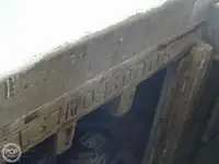 Trallers pārdod