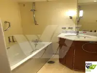Kruīza kuģis pārdod