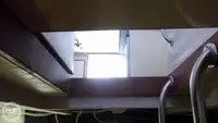Niršanas atbalsta kuģis pārdod