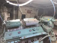 Desanta kuģis, tankkuģis pārdod