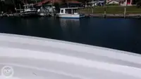 Niršanas atbalsta kuģis pārdod