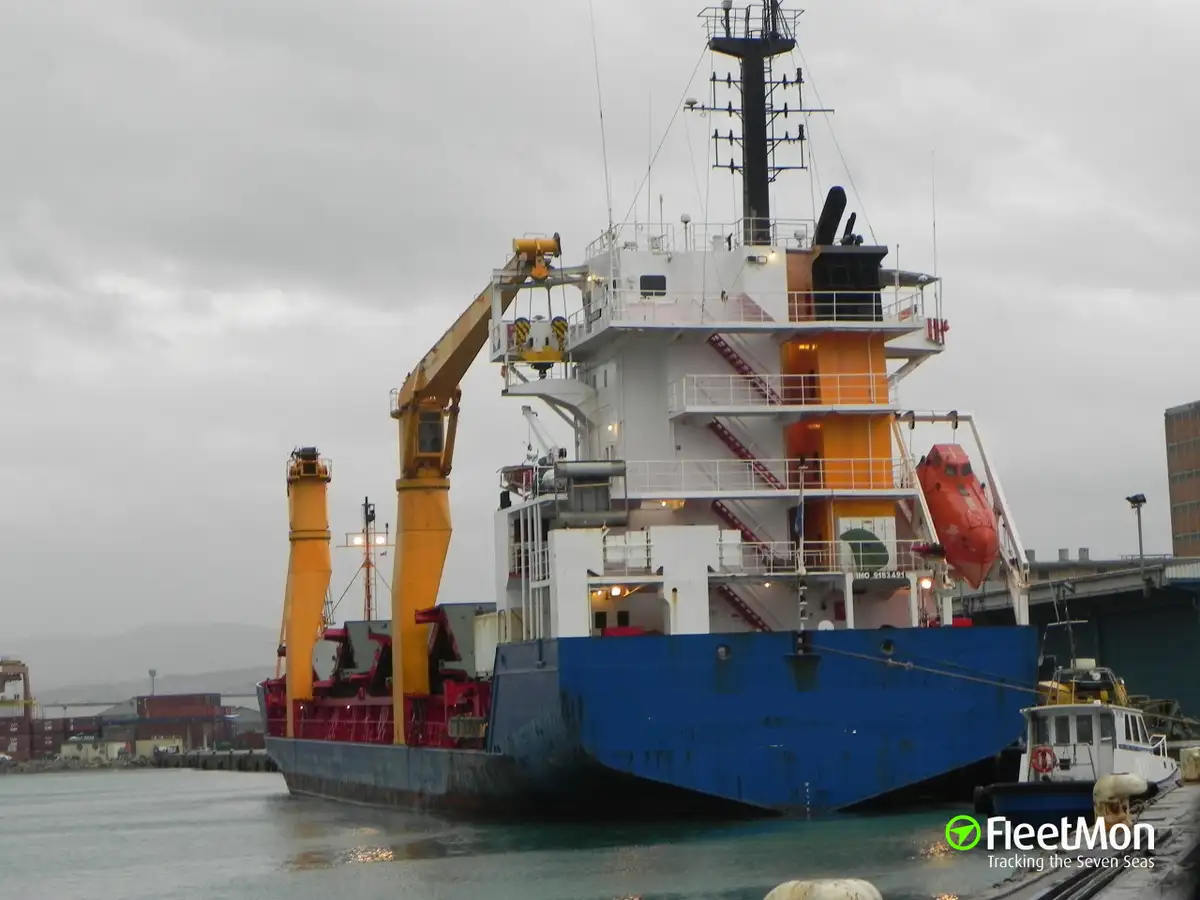 Reefer kuģis pārdod