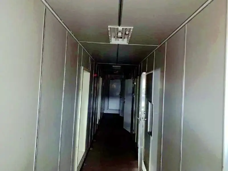 Apgādes kuģis pārdod