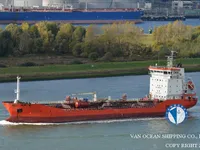 Naftas / Ķīmisko vielu tankkuģis pārdod