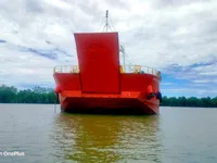 Desanta kuģis, tankkuģis pārdod