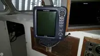 Trallers pārdod