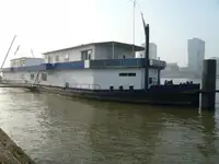 Liellaiva pārdošanā