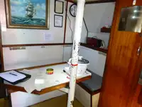 Trallers pārdod