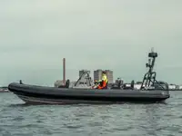 Cietā piepūšamā laiva pārdod