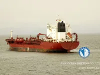 Naftas / Ķīmisko vielu tankkuģis pārdod