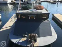 Trallers pārdod