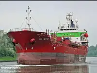 Oil/Chemical tanker pārdošanā