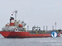 Naftas / Ķīmisko vielu tankkuģis pārdod