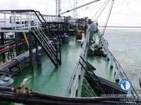 Naftas / Ķīmisko vielu tankkuģis pārdod