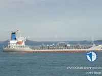 Naftas / Ķīmisko vielu tankkuģis pārdod