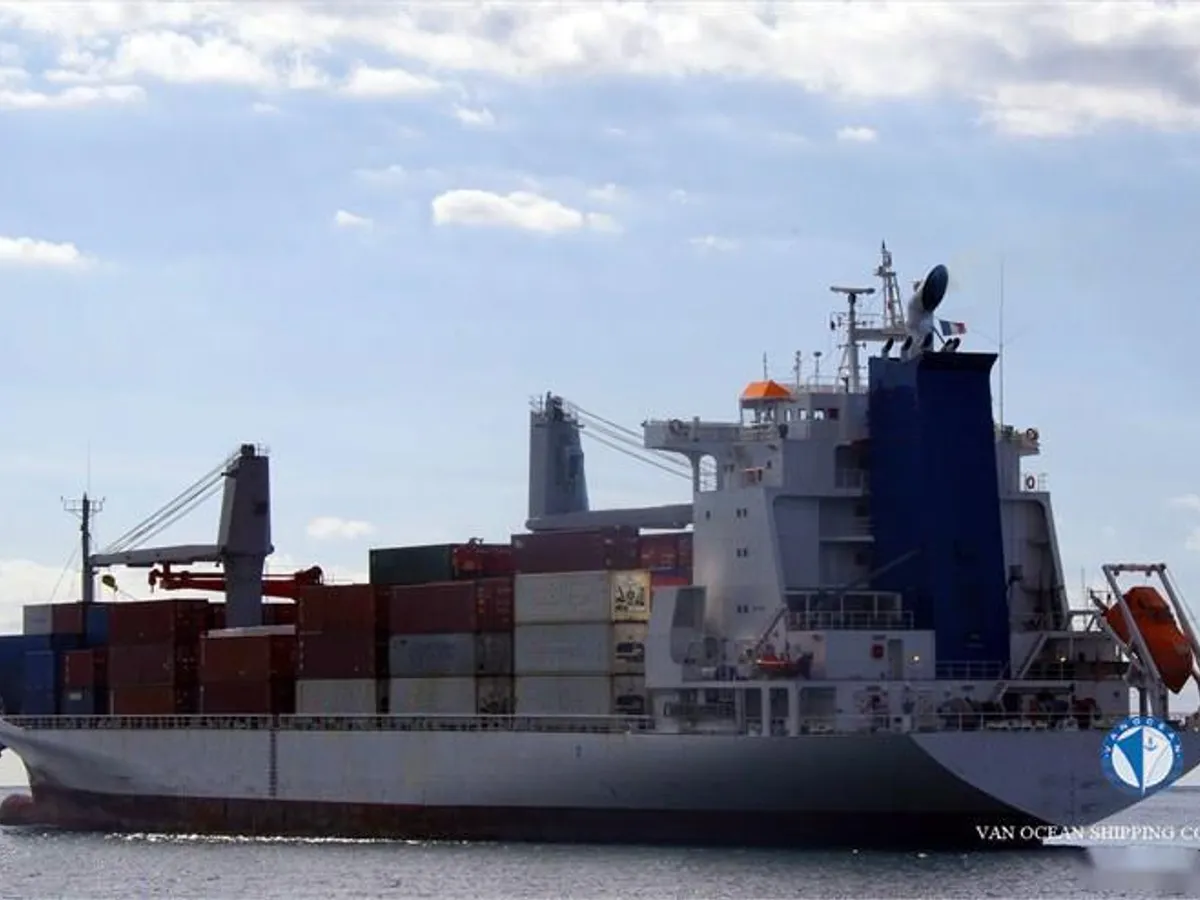 Reefer kuģis pārdod