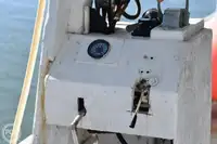 Garā līnija zvejas kuģis pārdod