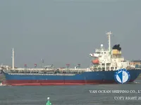 Naftas / Ķīmisko vielu tankkuģis pārdod