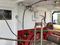 Trallers pārdod