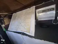 Trallers pārdod
