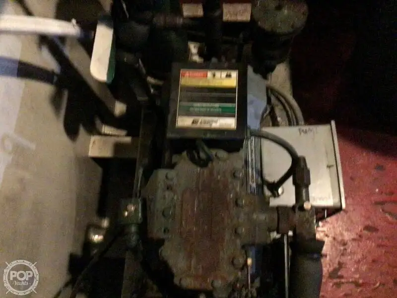 Trallers pārdod