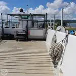 Desanta kuģis, tankkuģis pārdod
