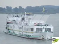 Kruīza kuģis pārdod