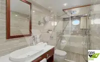 Kruīza kuģis pārdod