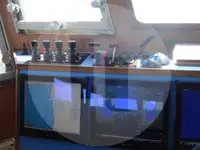 Trallers pārdod