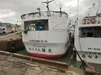 Garā līnija zvejas kuģis pārdod