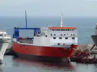 Konteinerkuģis pārdod