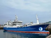 Trallers pārdod